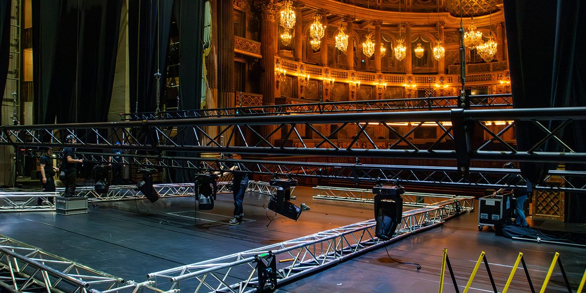 Publi-rédactionnel Advertorial - Reportage étude de cas, Opéra Royal, Versailles - Éclairage scénique