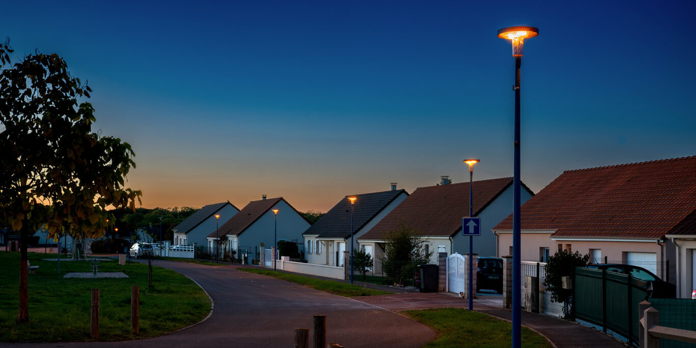 Advertorial - Case study report, Petit Domaine district, Avord, France - SDE18 public lighting innovation - Biological White light profile