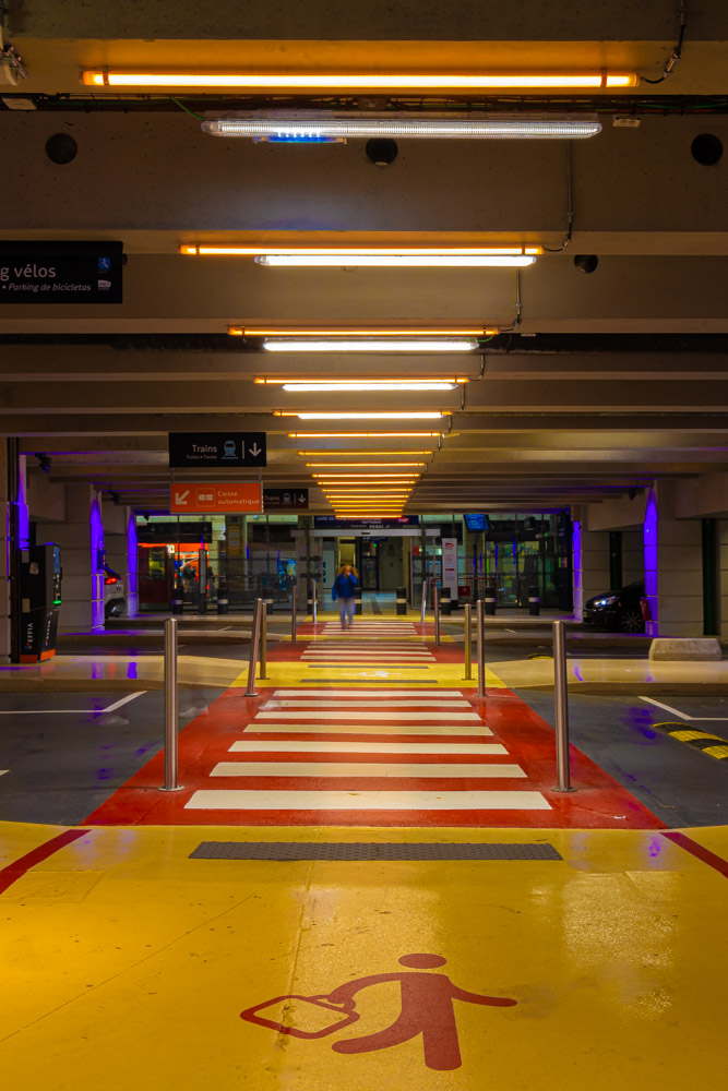 Reportage photo Parking velo, taxi, gare Montparnasse, Paris